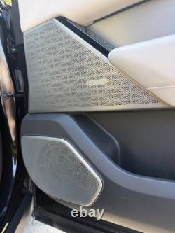 2019 Range Rover Velar P300 R-Dynamic HSE 4WD Recently had full service