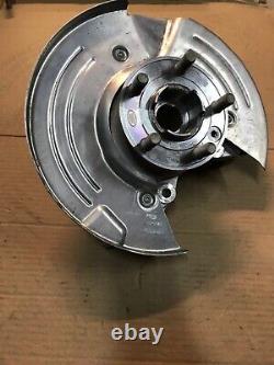 2020 Landrover Range Rover Evoque / Discovery Sport Right Drivers Rear Hub
