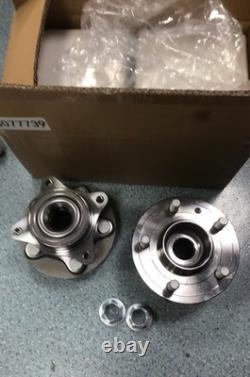 2x FRONT WHEEL BEARING HUB FOR LAND ROVER DISCOVERY 3 & 4 RANGE ROVER LR014147