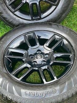 4 x GENUINE LAND ROVER DEFENDER DISCOVERY 19 ALLOY WHEELS WITH CONTI TYRES