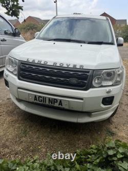 LAND ROVER FREELANDER 2 DIESEL 2.2 SD4 Sport LE. 2011. White. Automatic