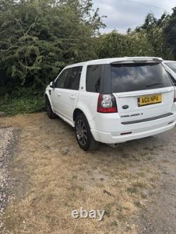 LAND ROVER FREELANDER 2 DIESEL 2.2 SD4 Sport LE. 2011. White. Automatic