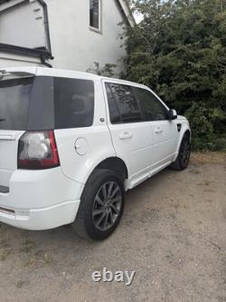 LAND ROVER FREELANDER 2 DIESEL 2.2 SD4 Sport LE. 2011. White. Automatic