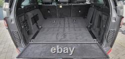 Land Rover Discovery 3.0 SD V6 HSE Luxury SUV 5dr Diesel Auto 4WD Euro 6 -306 ps Land Rover Discovery 3.0 SD V6 HSE Luxury SUV 5dr Diesel Auto 4WD Euro 6 -306 ps